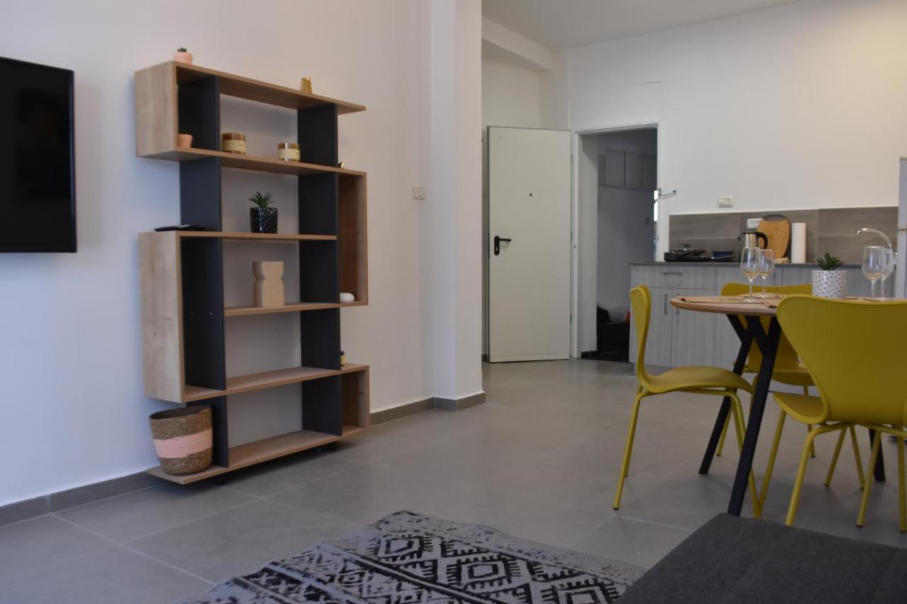 Luxury 2-Room Suite In The Center Of Downtown حيفا المظهر الخارجي الصورة