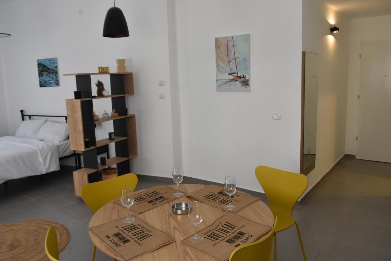 Luxury 2-Room Suite In The Center Of Downtown حيفا المظهر الخارجي الصورة