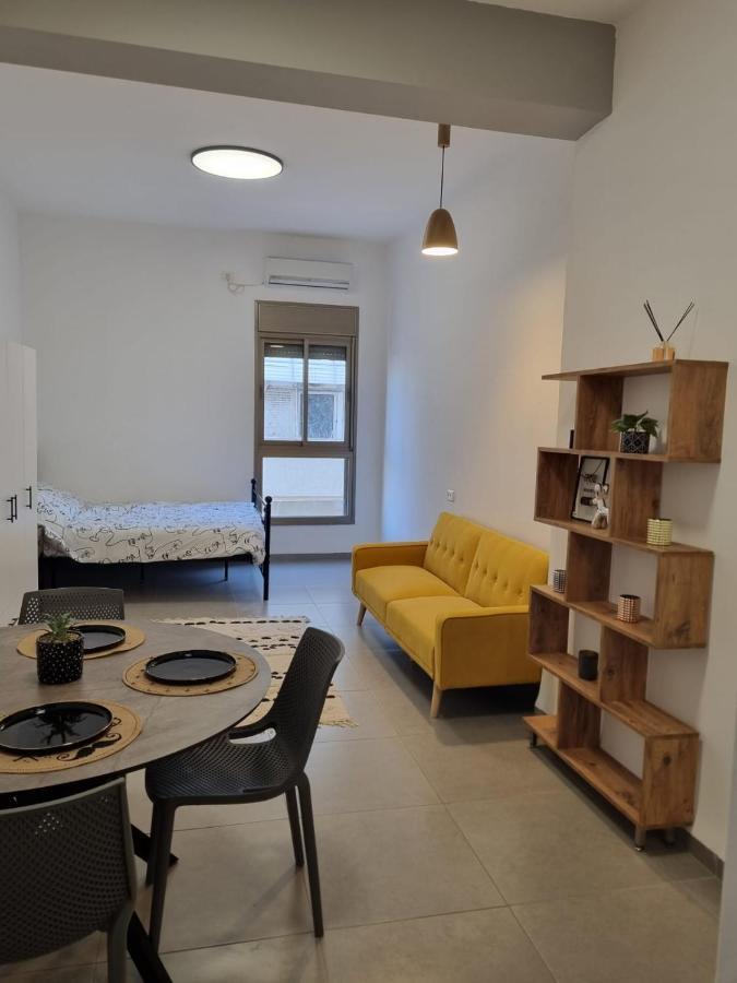 Luxury 2-Room Suite In The Center Of Downtown حيفا المظهر الخارجي الصورة