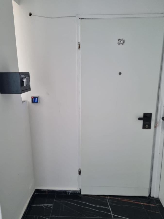 Luxury 2-Room Suite In The Center Of Downtown حيفا المظهر الخارجي الصورة